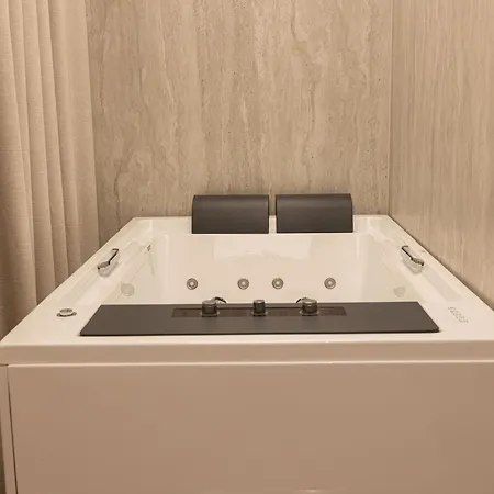 Quartz 5*
