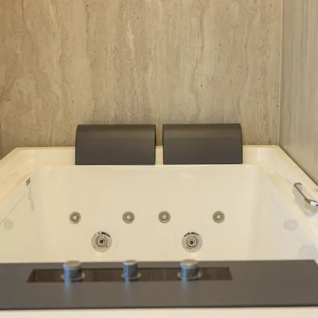 Quartz فندق 5*